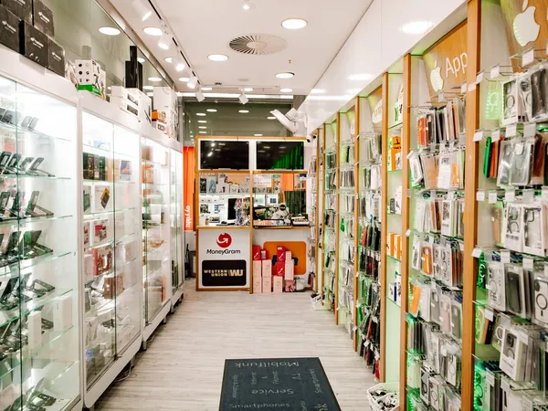Harburg Arcaden, Geschäfte und Gastronomie im Einkaufszentrum, Bild 1 von 6