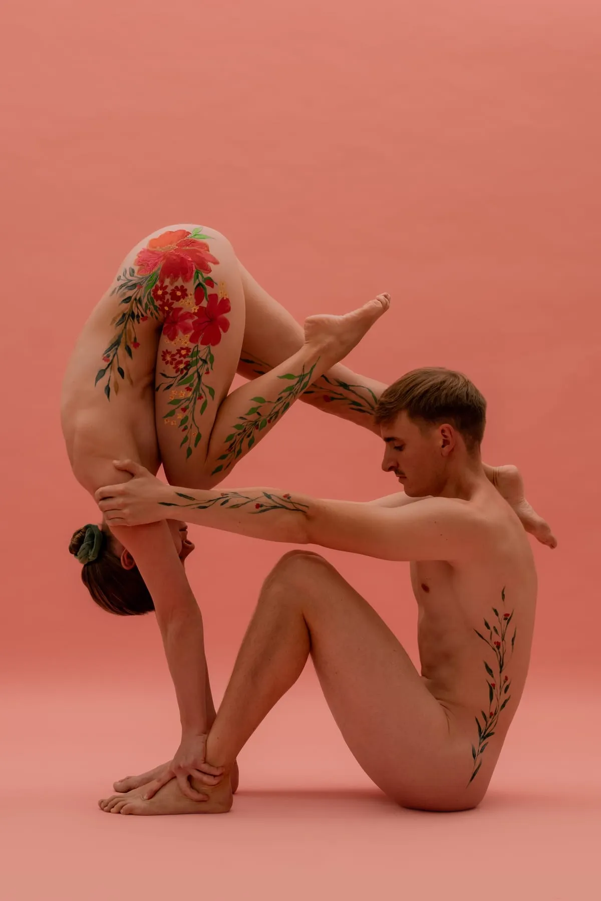 Künstlerischer Akt mit Bodypainting