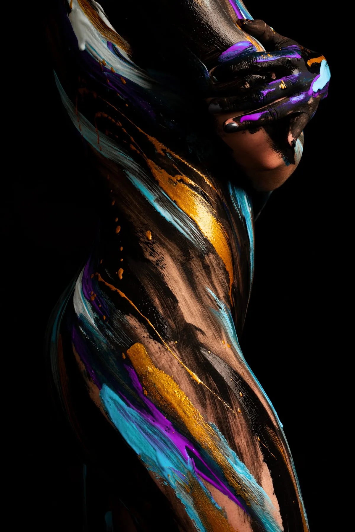 Bodypainting in Lila